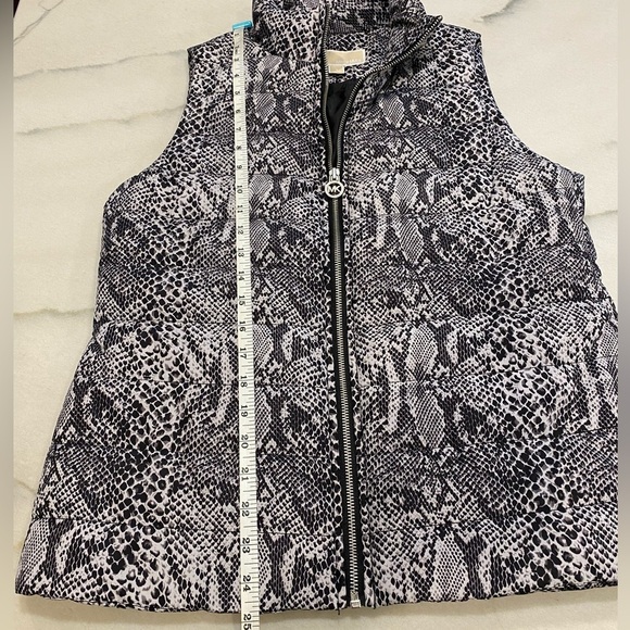 {Michael Kors} Puffer Vest Size Small Gray Black Full Zip Snake Print - Picture 7 of 11